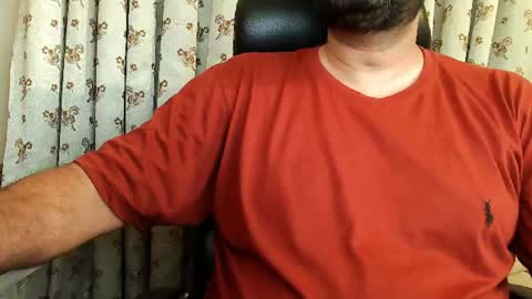 Snapshot of burlymonster chatting on 07-13-26, 06:33 Hairy Arabian online show from 07-13-26, 06:33