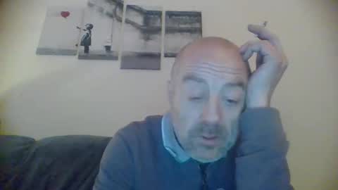 Snapshot of burnleyguy1977 chatting on 12-21-24, 01:04 burnleyguy1977 online show from 12-21-24, 01:04