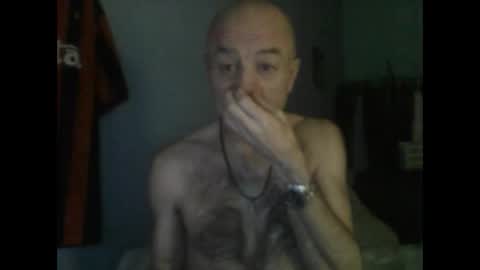 Snapshot of burnleyguy1977 chatting on 02-08-26, 02:15 burnleyguy1977 online show from 02-08-26, 02:15