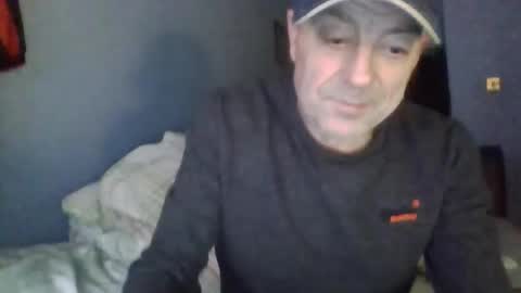 Snapshot of burnleyguy1977 chatting on 04-05-26, 01:36 burnleyguy1977 online show from 04-05-26, 01:36