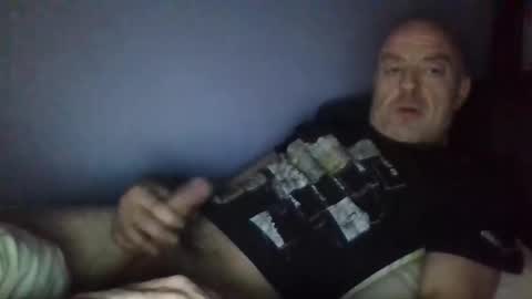 Snapshot of burnleyguy1977 chatting on 04-08-26, 12:21 burnleyguy1977 online show from 04-08-26, 12:21