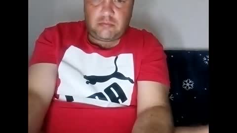 Snapshot of bury703709 chatting on 04-19-26, 10:34 Creazy dad online show from 04-19-26, 10:34