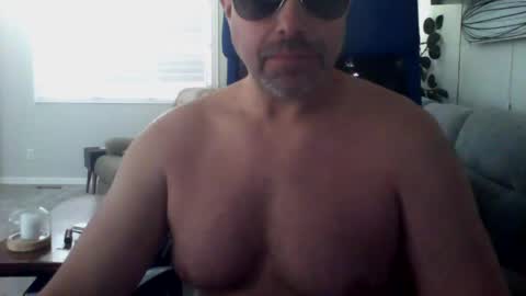 Snapshot of busetter chatting on 06-15-26, 10:01 Rubin Me Cock online show from 06-15-26, 10:01