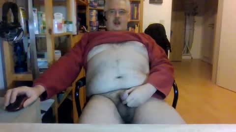 Snapshot of busibaer666 chatting on 02-10-25, 04:41 busi online show from 02-10-25, 04:41