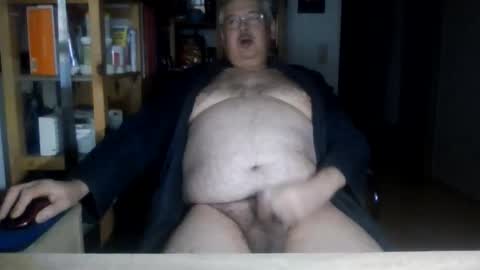 Snapshot of busibaer666 chatting on 12-21-25, 03:02 busi online show from 12-21-25, 03:02