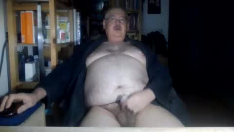 Snapshot of busibaer666 chatting on 01-07-26, 02:14 busi online show from 01-07-26, 02:14