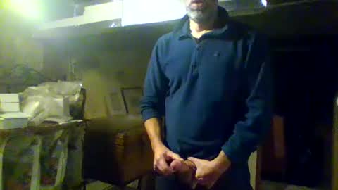 Snapshot of busterjon chatting on 12-10-24, 01:00 Jon online show from 12-10-24, 01:00