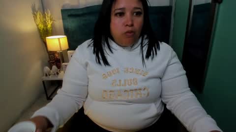 busty juicy online show from 01-24-25, 11:59