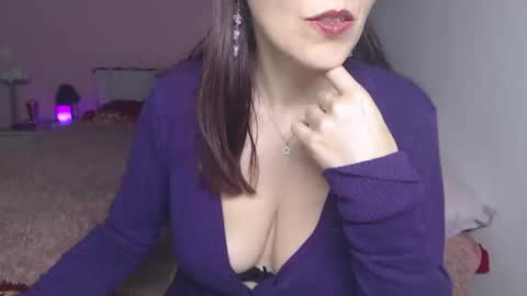 Snapshot of bustygf chatting on 02-20-25, 09:53 anna online show from 02-20-25, 09:53