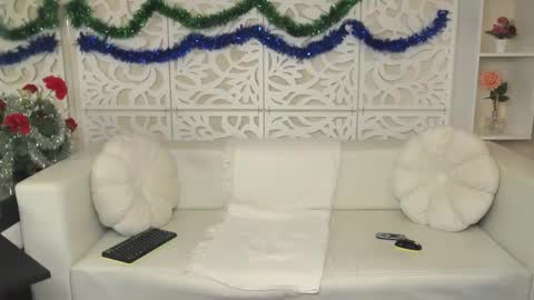 Snapshot of bustygrannymaggie chatting on 12-29-24, 01:17 Maggie online show from 12-29-24, 01:17