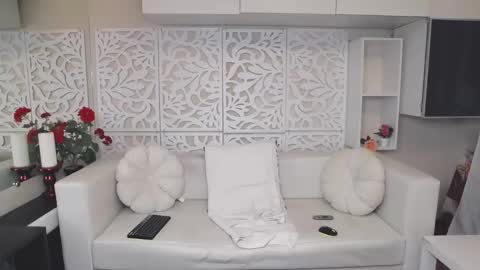 Snapshot of bustygrannymaggie chatting on 09-20-25, 01:01 Maggie online show from 09-20-25, 01:01