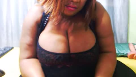 Snapshot of bustymaturestepmum chatting on 05-01-26, 06:12 bustymaturestepmum online show from 05-01-26, 06:12