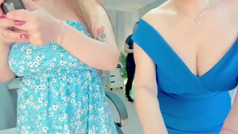 Sara and  Coral long hair online show from 03-03-25, 04:56