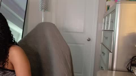 butterfly booty online show from 05-02-26, 02:00