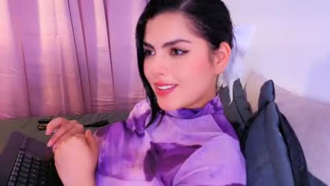 Lia Butterfly  online show from 07-17-26, 10:58