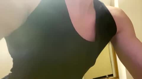 Snapshot of buttlover___ chatting on 10-12-25, 07:35 buttlover___ online show from 10-12-25, 07:35