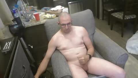 Snapshot of buttnaked4u1 chatting on 05-23-26, 05:50 buttnaked4u1 online show from 05-23-26, 05:50