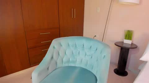 Snapshot of buunnyyhot chatting on 03-07-25, 02:45 Rosse online show from 03-07-25, 02:45