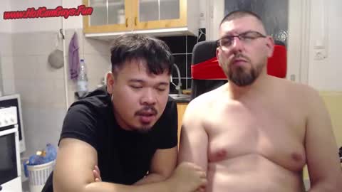 Snapshot of bux404 chatting on 01-08-25, 01:21 Pete online show from 01-08-25, 01:21