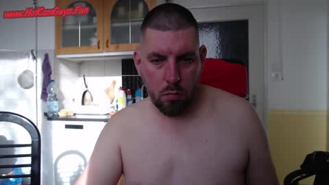 Snapshot of bux404 chatting on 01-08-25, 10:15 Pete online show from 01-08-25, 10:15