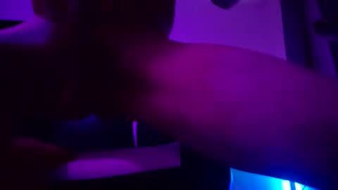 bwall1425 online show from 09-09-25, 12:21