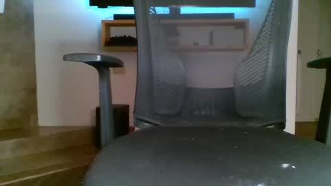 bwc44u online show from 10-01-25, 02:06