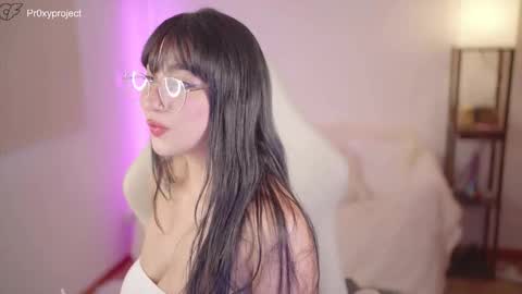 Victoria online show from 10-06-25, 10:18