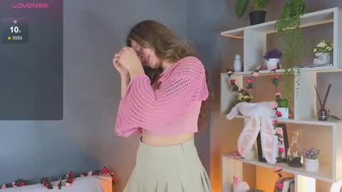 Snapshot of byteblush chatting on 01-04-25, 01:42 Kira online show from 01-04-25, 01:42