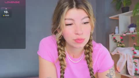 Snapshot of byteblush chatting on 01-06-25, 08:03 Kira online show from 01-06-25, 08:03