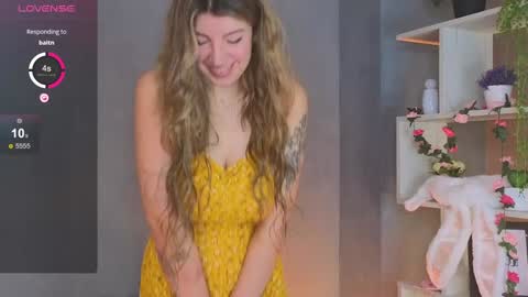 Snapshot of byteblush chatting on 01-08-25, 08:16 Kira online show from 01-08-25, 08:16