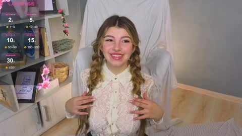 Snapshot of byteblush chatting on 01-19-25, 08:07 Kira online show from 01-19-25, 08:07