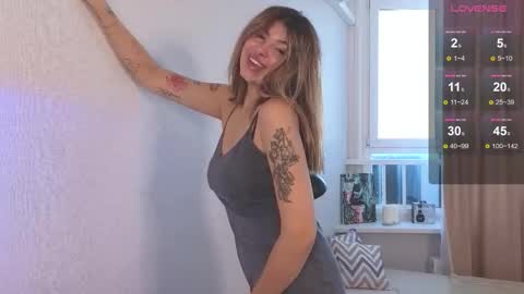 Snapshot of byteblush chatting on 10-22-25, 07:41 Kira online show from 10-22-25, 07:41