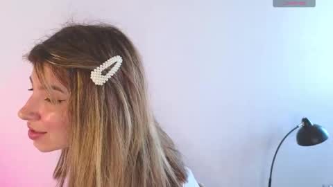 Snapshot of byteblush chatting on 10-29-25, 09:22 Kira online show from 10-29-25, 09:22