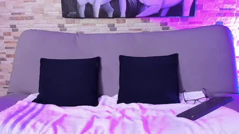 Alexis  Eric - Independent Model online show from 12-16-24, 10:40