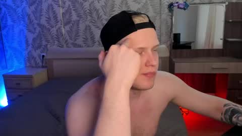 James online show from 04-27-26, 01:58