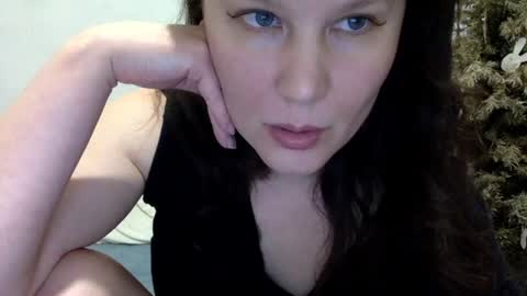 Snapshot of caffeinated_lamb chatting on 04-13-26, 05:51 Lamb online show from 04-13-26, 05:51