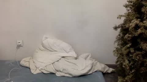 Snapshot of caffeinated_lamb chatting on 04-25-26, 05:54 Lamb online show from 04-25-26, 05:54