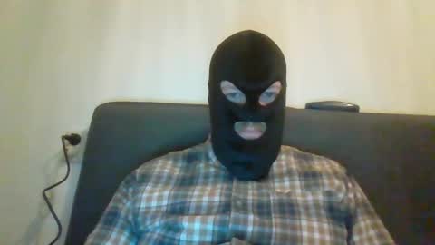 Snapshot of cagegag31 chatting on 01-10-26, 01:46 cagegag31 online show from 01-10-26, 01:46