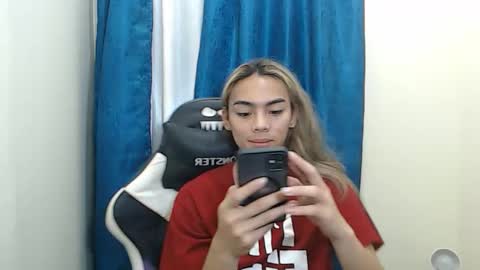 Snapshot of caitessa_bellemoir chatting on 03-26-26, 08:47 caitessa_bellemoir online show from 03-26-26, 08:47