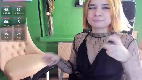 Gina online show from 11-12-25, 08:37