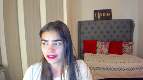 Snapshot of caitlingomez0 chatting on 02-19-26, 12:12 caitlingomez0 online show from 02-19-26, 12:12