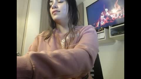 caitlingomez0 online show from 05-07-26, 10:53