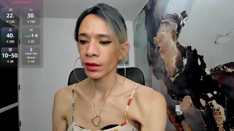 Snapshot of caitlyn_jones chatting on 12-13-24, 07:21 Caitlyn online show from 12-13-24, 07:21