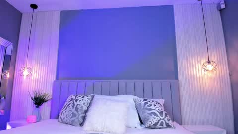 Caitlyn  online show from 09-16-25, 11:17