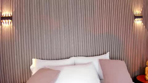 Snapshot of caitlyncouper chatting on 02-20-26, 11:22 Caitlyn online show from 02-20-26, 11:22