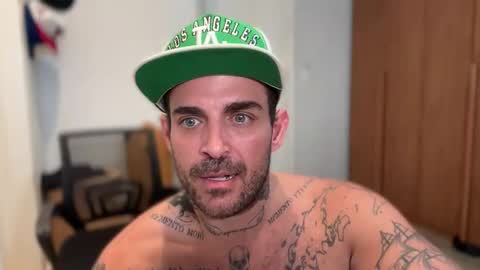 Snapshot of californiabrazilian chatting on 04-01-26, 12:33 CaliforniaBrazilian online show from 04-01-26, 12:33