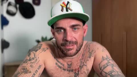 Snapshot of californiabrazilian chatting on 04-07-26, 11:48 CaliforniaBrazilian online show from 04-07-26, 11:48