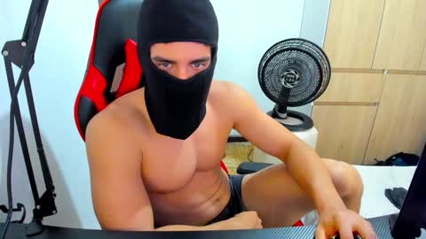 calihotcaliente27 online show from 12-05-24, 02:11