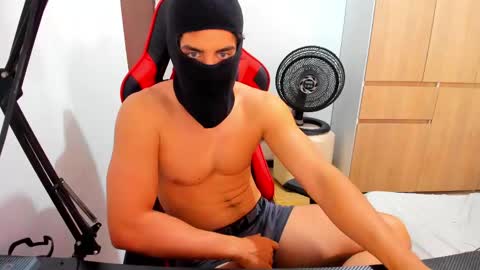 calihotcaliente27 online show from 03-11-25, 06:30