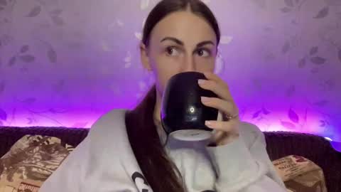 Anna online show from 01-17-25, 08:22